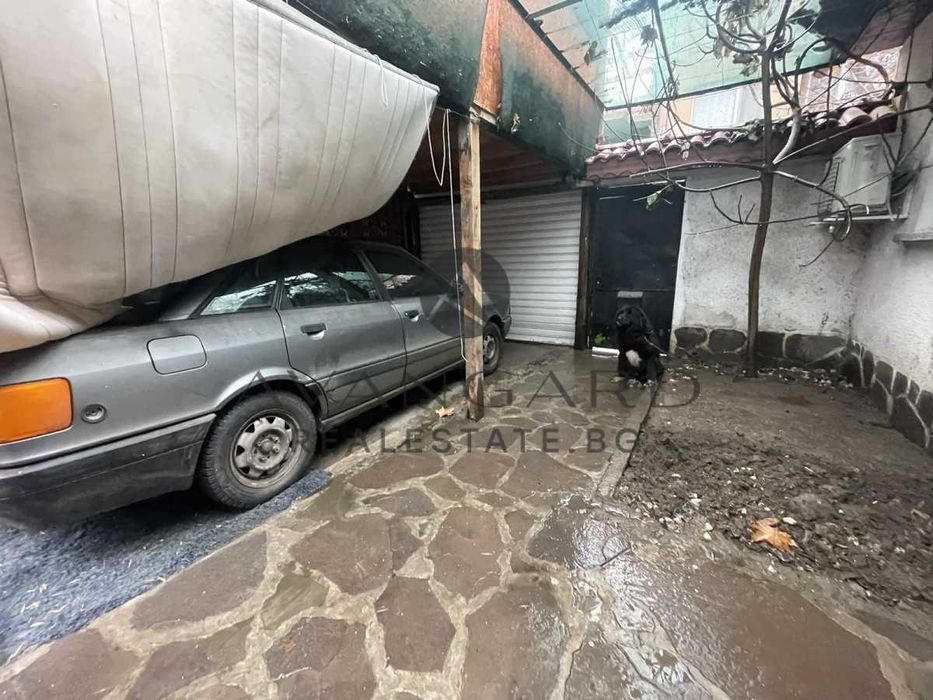 Продава се Къща в Пловдив, Кършияка - 90 кв.м за 2056 €/кв.м - Снимка #11