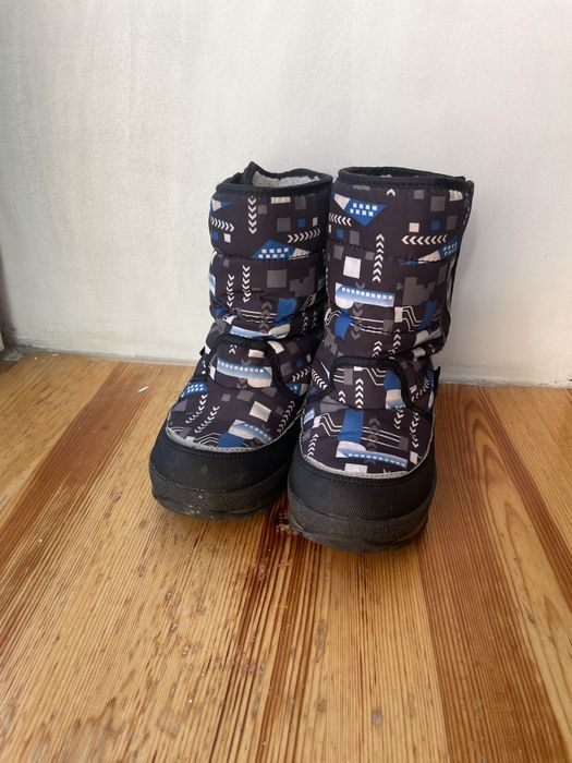 Продаю сапоги р29 на мальчика.