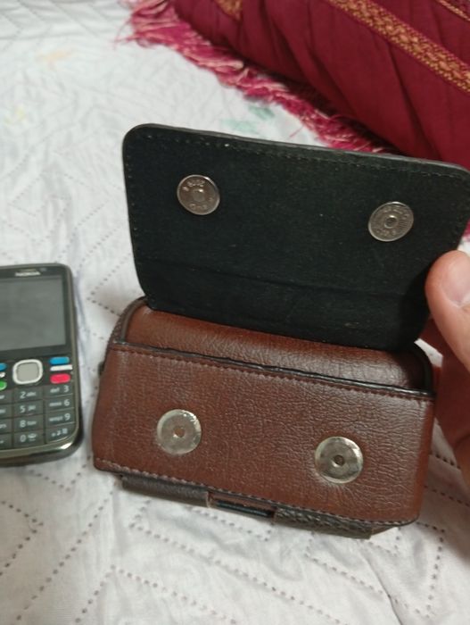 Продам Нокиа с 5