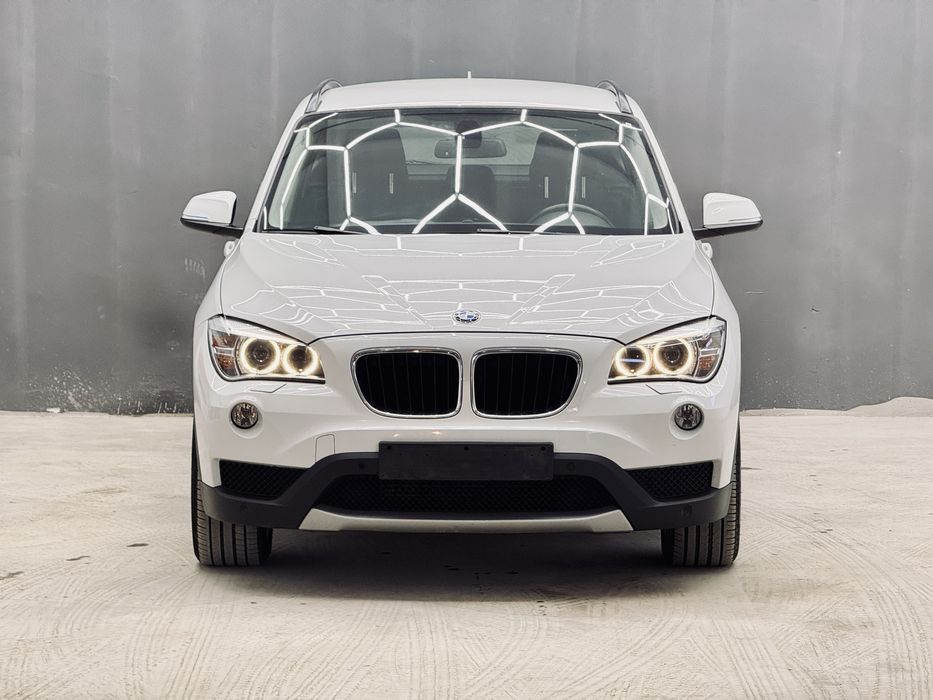 BMW X1 Facelift 2.0d 184 CP - XDrive - Cutie automata - Bi-Xenon; Navi; Joystick; 2013 - Posibilitate rate*