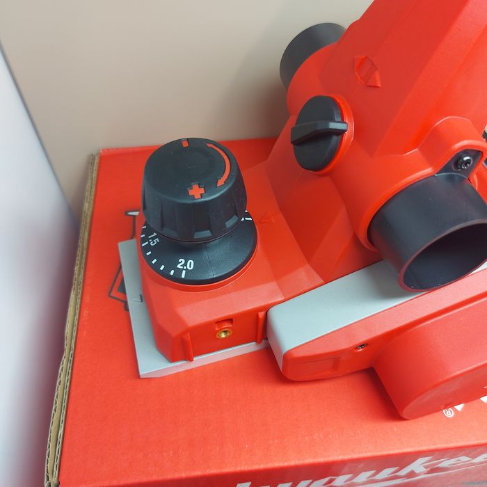 Акумулаторно ренде Milwaukee M18BP-0