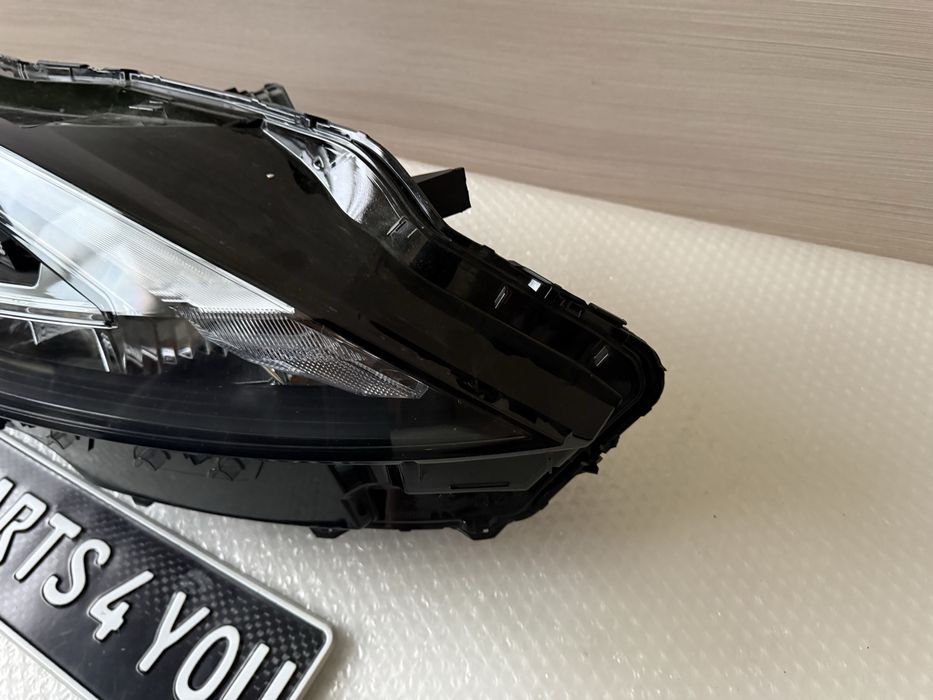 Фар десен Nissan Qashqai J12 FULL LED Нисан Кашкай