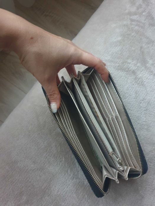 Дамско портмоне Guess