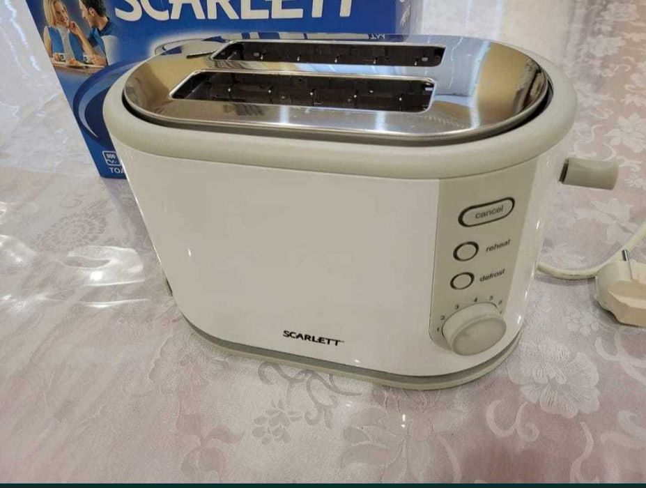 Продается б\у тостер Scarlett