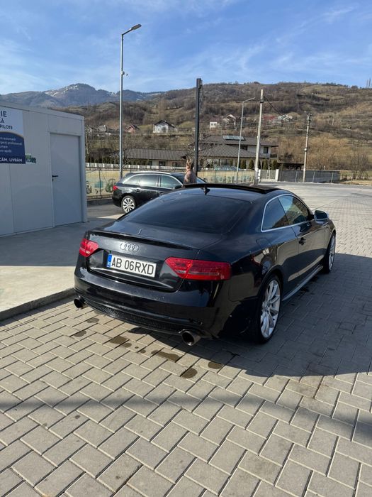Audi a5 2.0 tfsi 211 cp quattro