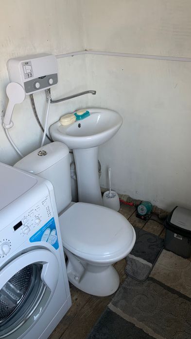 Продам дом в Коктал 1. барачного типа.