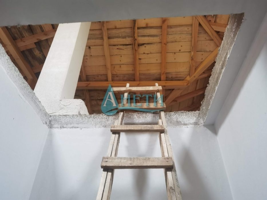 Продава се Къща в Костинброд - 160 кв.м за 2032 €/кв.м - Снимка #13