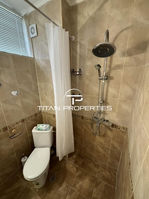 Дава се под наем Двустаен апартамент в Бургас, Славейков - 75 кв.м за 561 € - Снимка #7