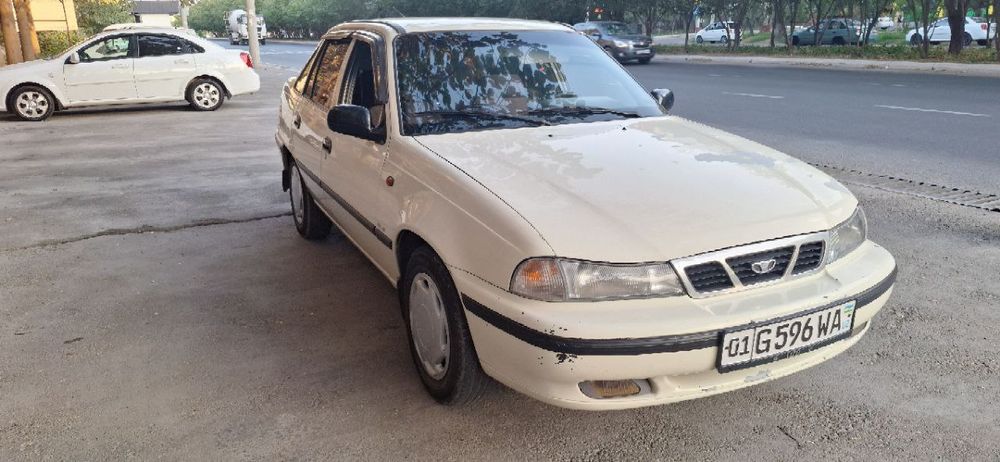 Нексия 1 сотилади,