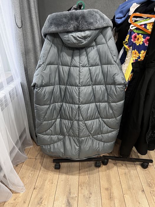 Продам зимнюю куртку