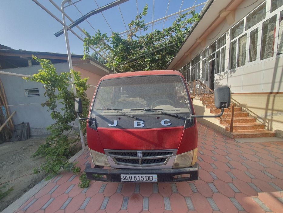 JBC yuk mashinasi sotiladi, 2008-yil, yaxshi holatda