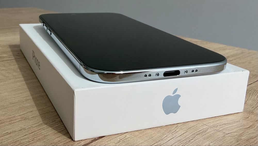 Apple Iphone Air Blue 6.50 ", 256 GB, RAM 12 GB, 48 MP