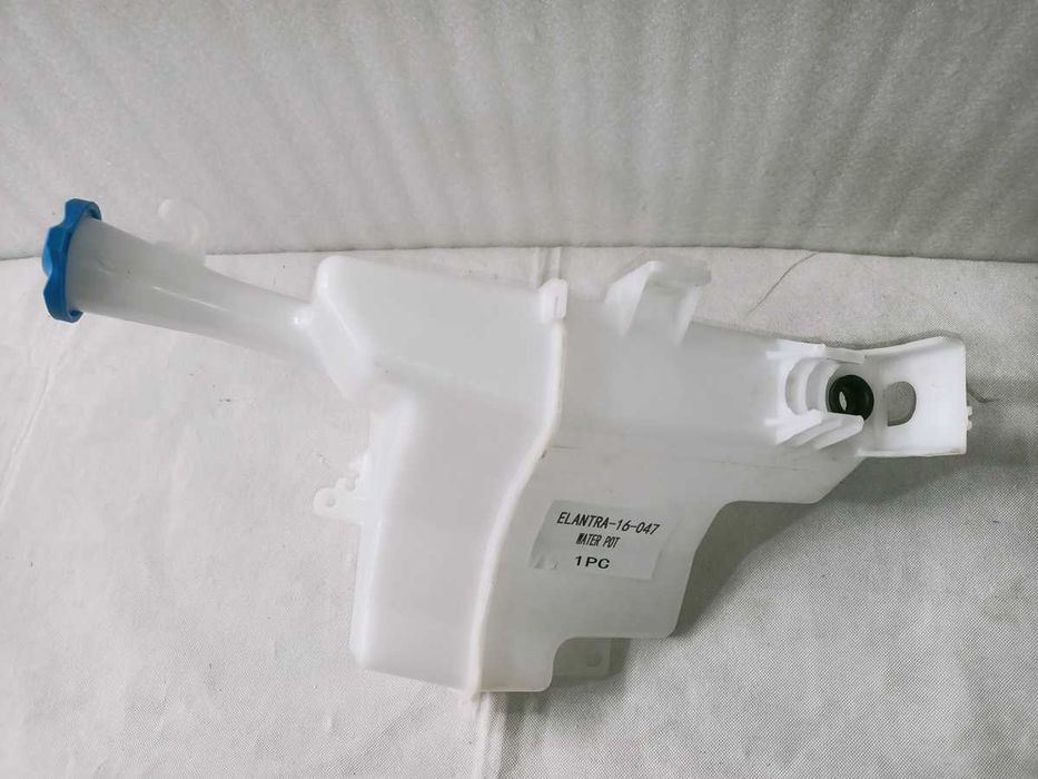 Бачок омывателя Хендай Хюндай Элантра 2016- /Hyundai Elantra 2018