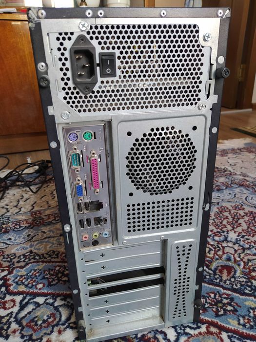 Срочно, 5 в 1! Компьютер + монитор от Samsung+мышь+клавиатура+ колонки