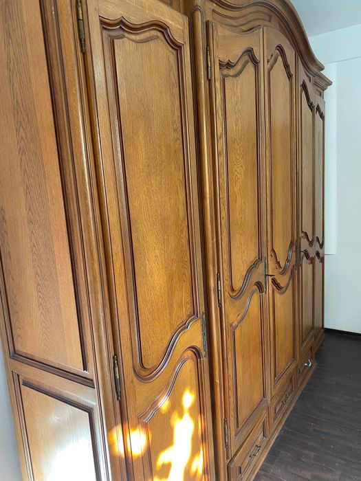 Vând Mobilă dormitor