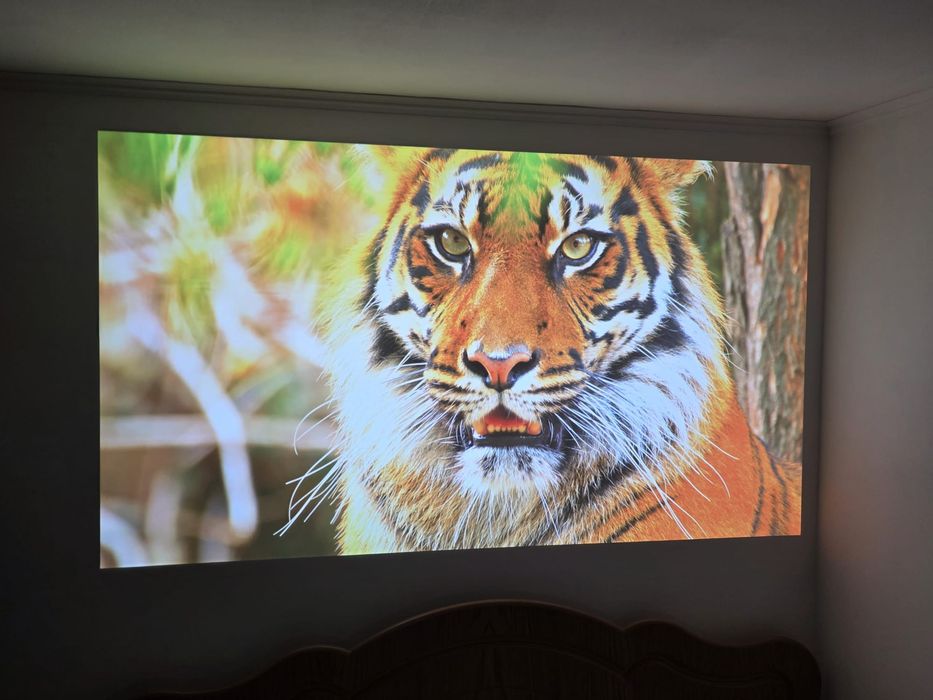 Videoproiector BenQ W1090 – Full HD, 3D, Home Cinema, Mod Sport