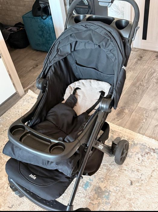 Продаю коляску в отличном состоянии.