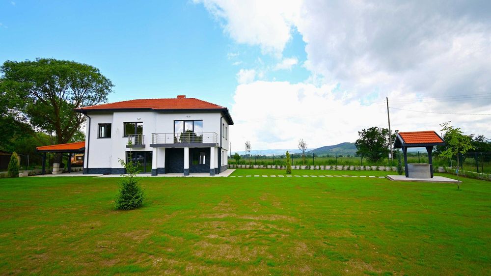 Продава се Къща в с. Гълъбник, Област Перник - 160 кв.м за 1488 €/кв.м - Снимка #6