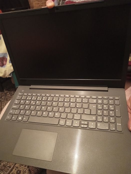 Лаптоп Леново Нов