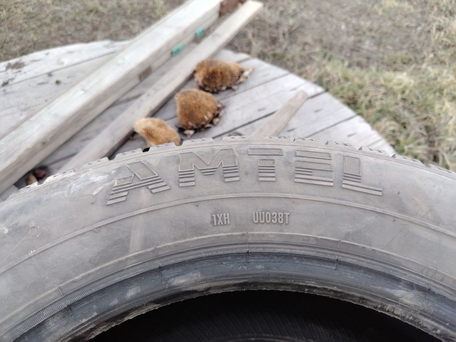 Продам шины на 15, торг уместен