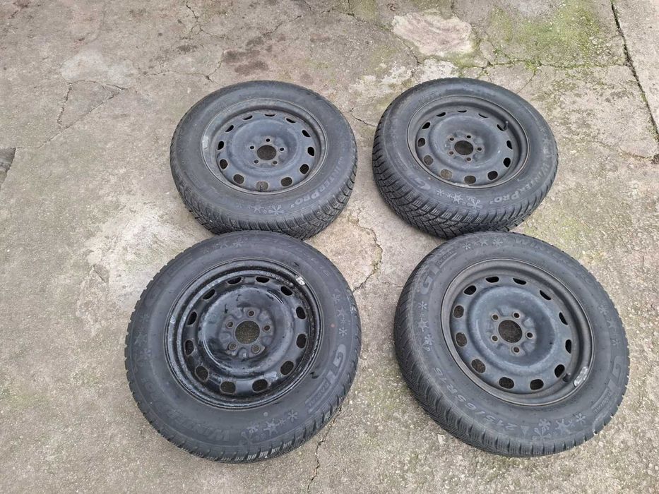 16,VW-Нови зимни гуми+джанти-215/65/16