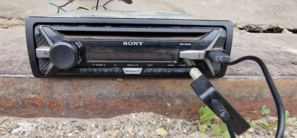 Оригинальная магнитола Sony
