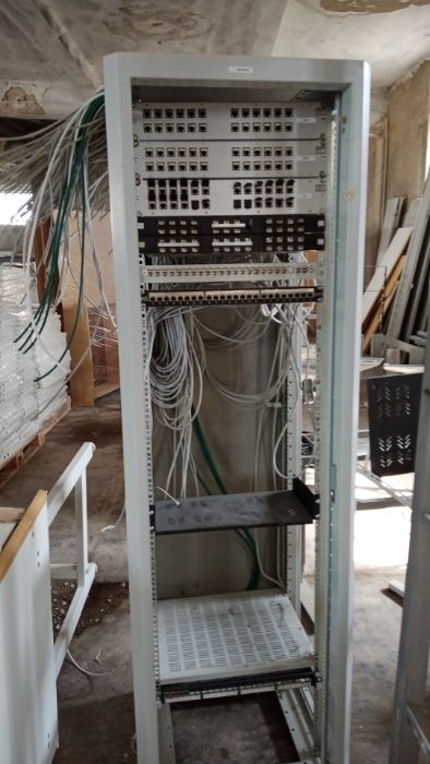 Rack Server  197/61/48cm