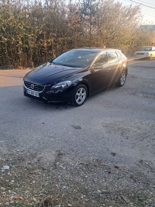 VOLVO V40 2013 — imagine 3