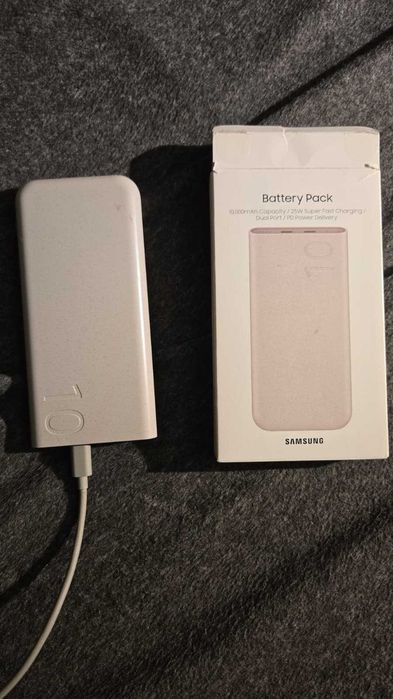 Ocazie_Baterie externa Samsung-originală 10.000