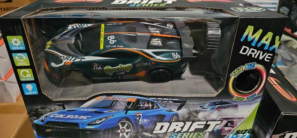 Дрифт кола с мащаб 1:22,LED светлини, батерия на колата и дистанционно