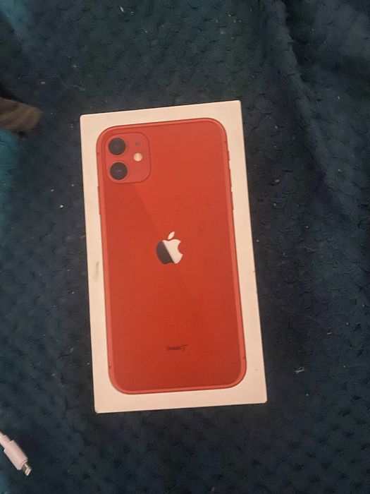 Айфон 11 с документами