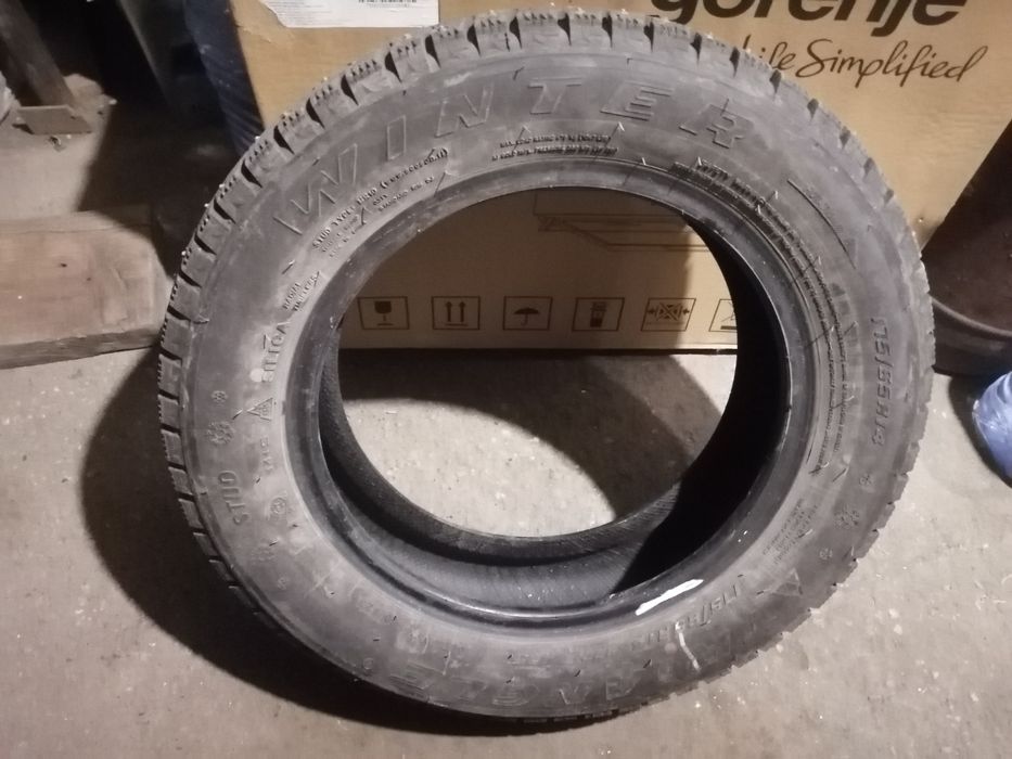 Зимние шины шипованные