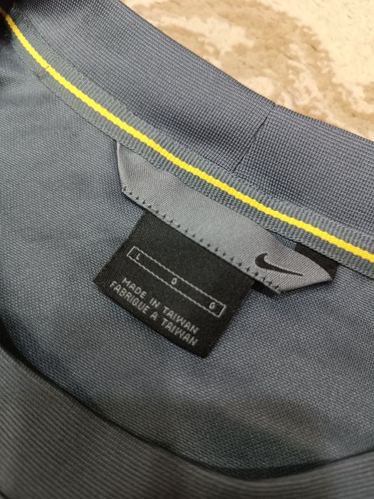 Оригинальный лонгслив Nike