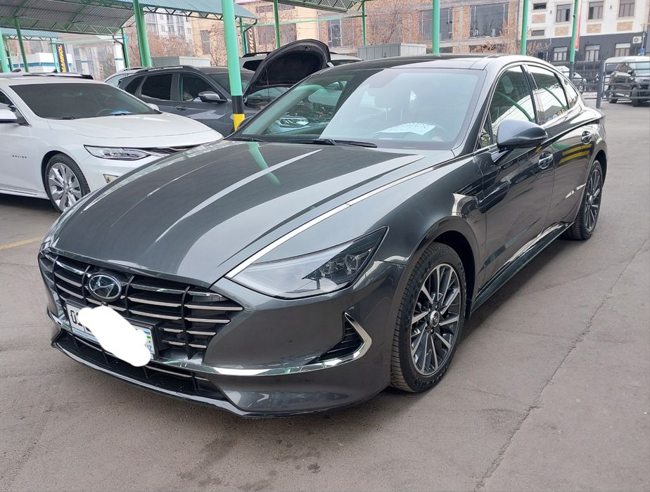 Продаю срочно саната 6. Полный фул 2.5 мотор Своя.