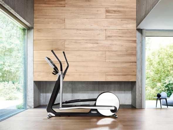 Technogym Cross Personal Элитный эллиптический тренажер
