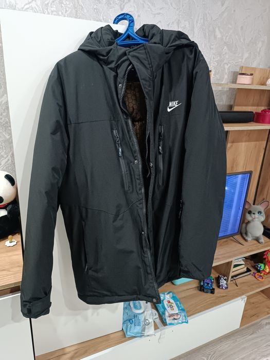 Продается зимняя куртка