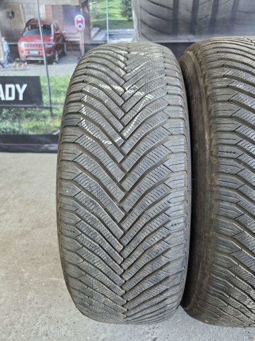235/60/18 MICHELIN 4бр