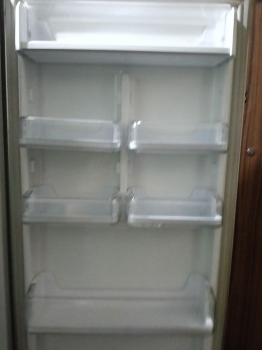 Продам холодильник. Самсунг,
