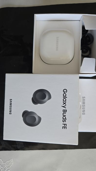 Продам наушники SAMSUNG