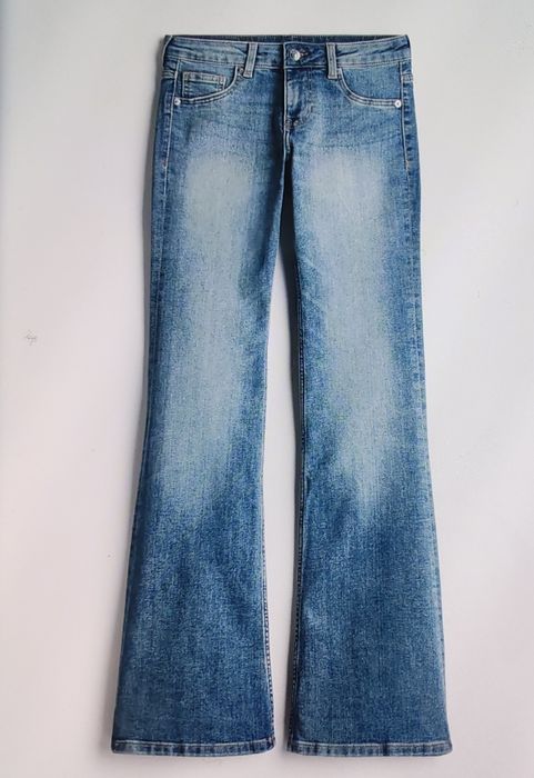Vând blugi H&M noi cu eticheta