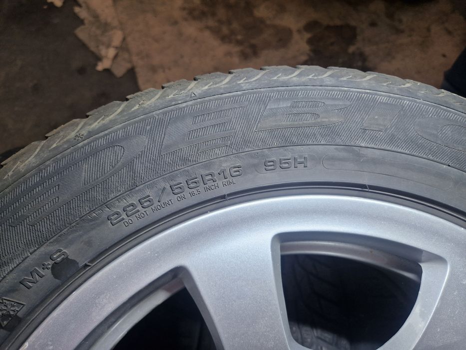 Оригинални джанти 16 цола със зимни гуми 22г дот