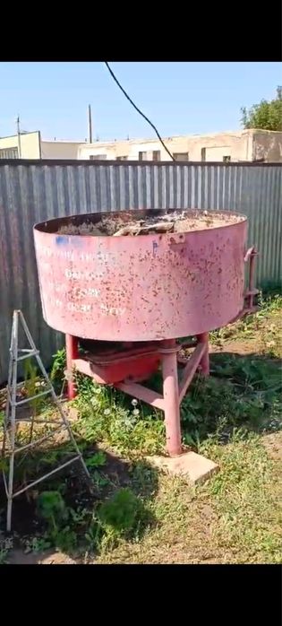 Станок для производства лего кирпича