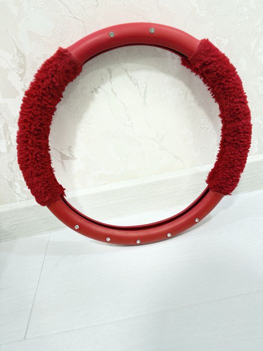 Красный чехол на авто-руль/ Женский Руль