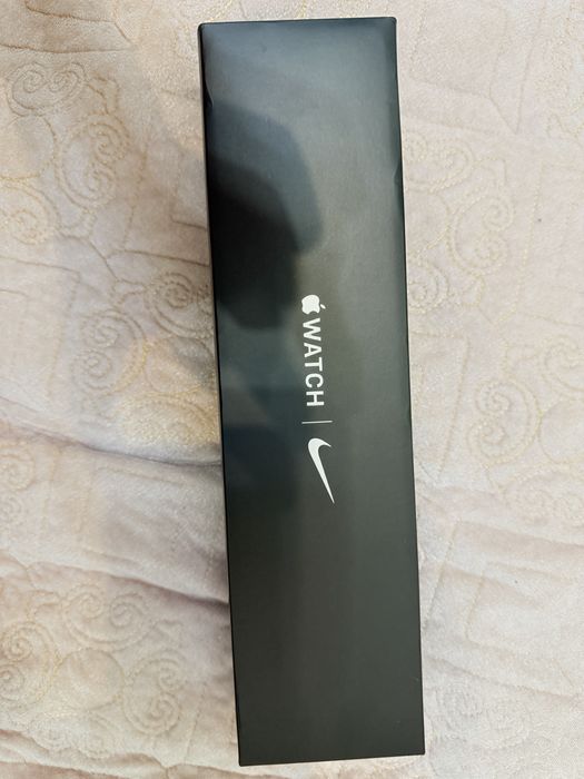 apple watch series 5 nike