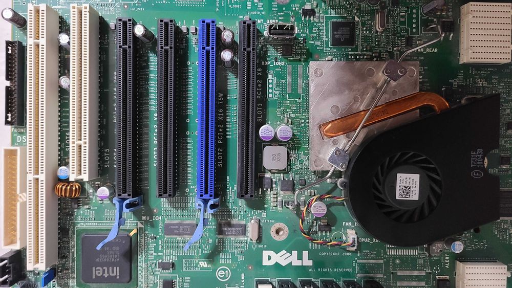 Материнская плата DELL T5500, Intel Xeon E5520 2,26 Ghz, 6Gb DDR3