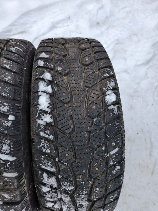 Продам зимние шины 205/55/16