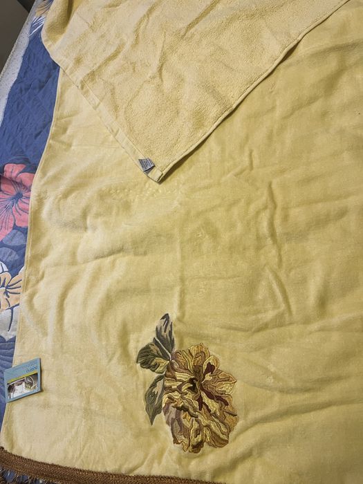 Махровое Американское полотенце с вышевкой и бубенчиками