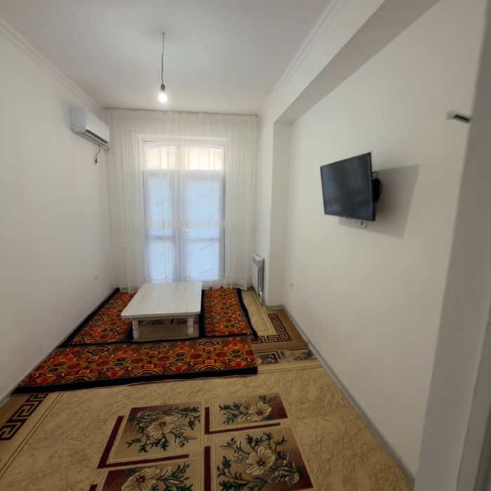 1 xonali yangi uy ijaraga beriladi... narxi 2mln 400