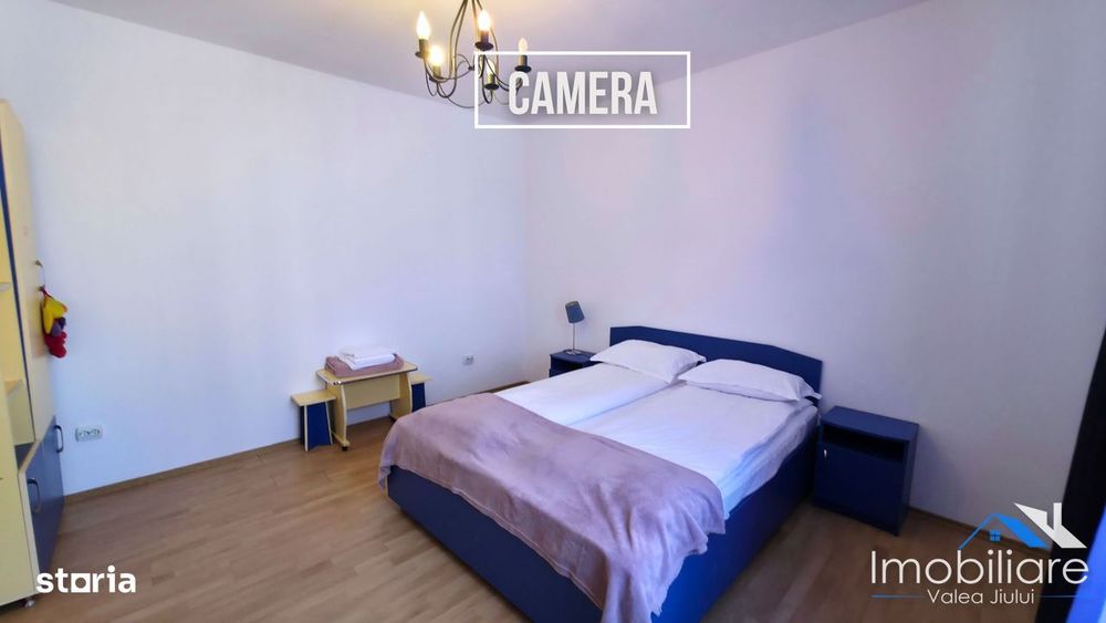 Casă spațioasă de vânzare – Hațeg | Zonă centrală | Teren 1.400 mp