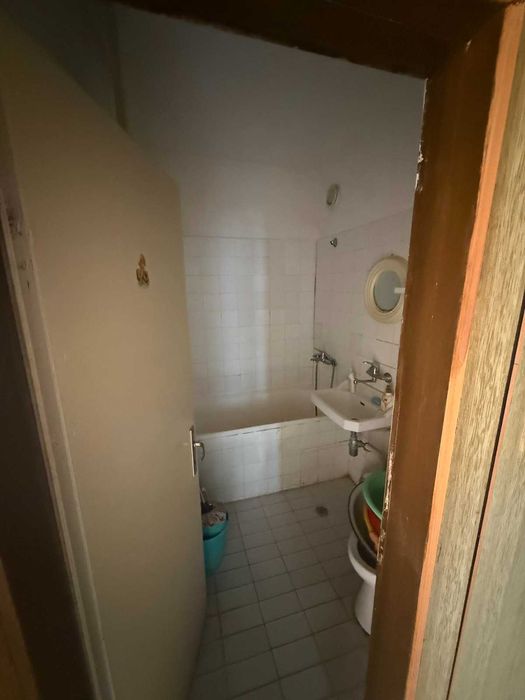 Продава се Тристаен апартамент в Пловдив, Христо Смирненски - 82 кв.м за 2257 €/кв.м - Снимка #7